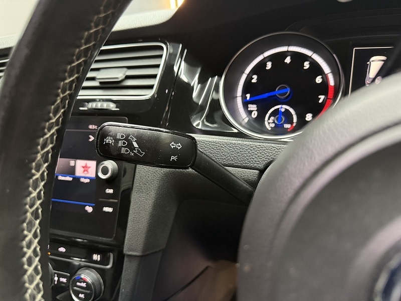 Used Volkswagen Golf 2015 for sale - 77452607: Photo 55