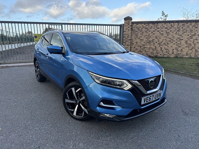 Used Nissan Qashqai 2017 for sale - 76396615: Photo 2