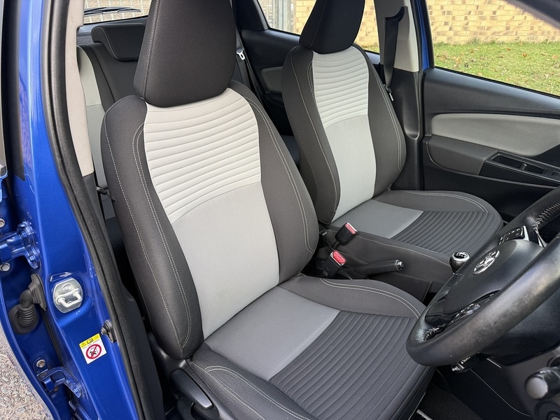 Used Toyota Yaris 2018 for sale - 76582984: Photo 26