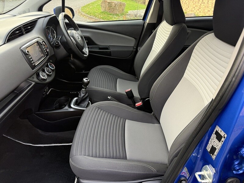 Used Toyota Yaris 2018 for sale - 76582984: Photo 35