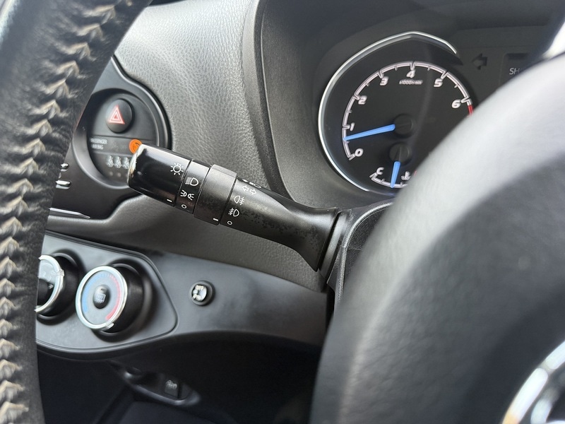 Used Toyota Yaris 2018 for sale - 76582984: Photo 48