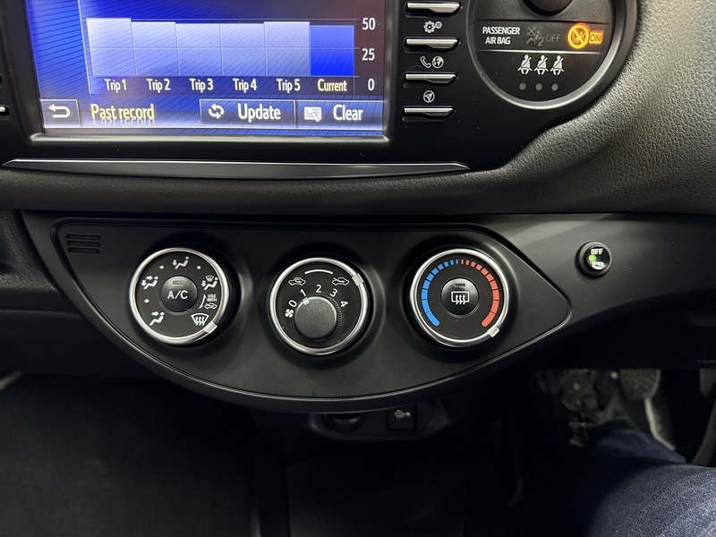 Used Toyota Yaris 2018 for sale - 76582984: Photo 63