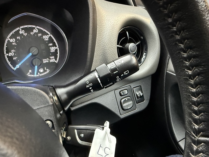 Used Toyota Yaris 2018 for sale - 76582984: Photo 70