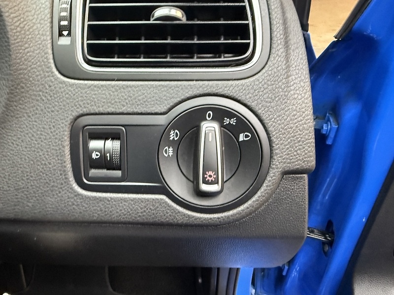 Used Volkswagen Polo 2014 for sale - 76582985: Photo 48