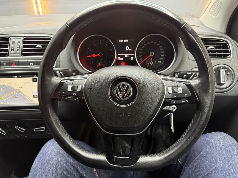 Used Volkswagen Polo 2014 for sale - 76582985: Photo 58