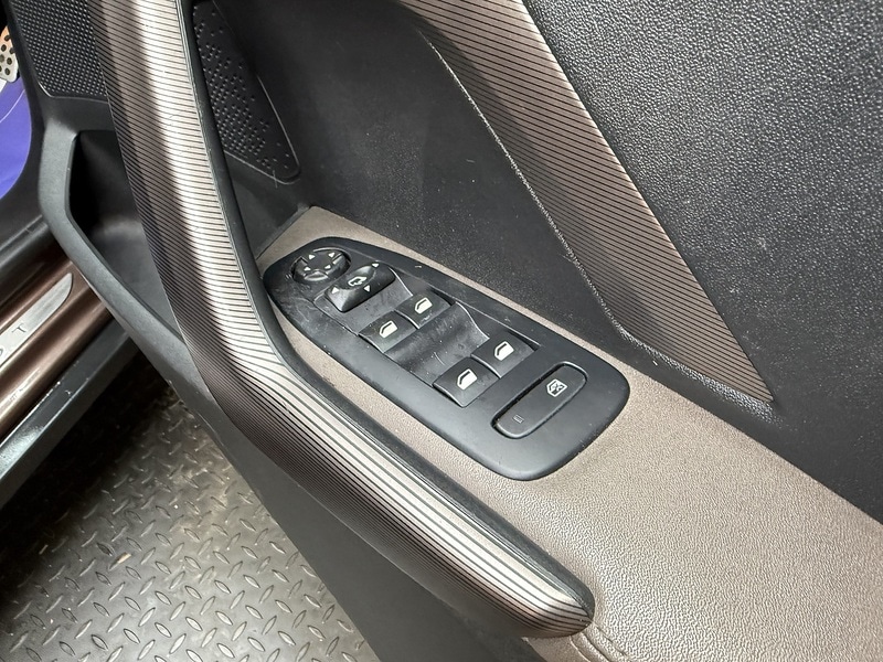 Used Peugeot 2008 2013 for sale - 77517525: Photo 33