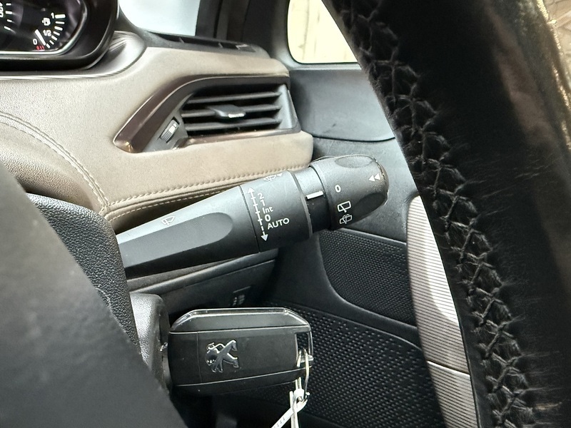 Used Peugeot 2008 2013 for sale - 77517525: Photo 59