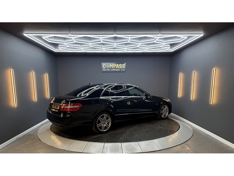 Used Mercedes-Benz E Class 2013 for sale - 76863566: Photo 16