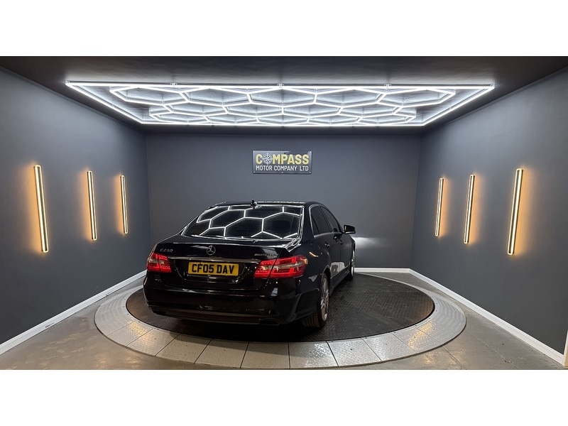 Used Mercedes-Benz E Class 2013 for sale - 76863566: Photo 19