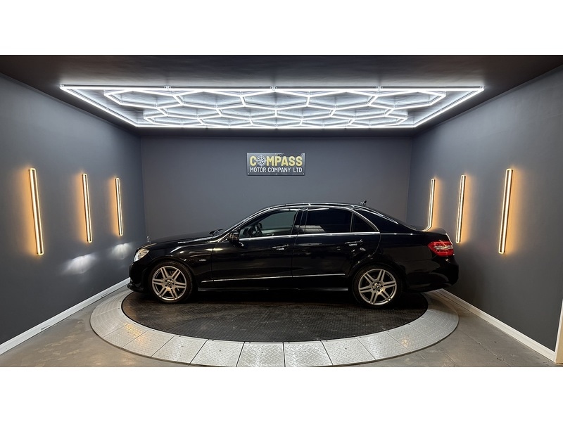 Used Mercedes-Benz E Class 2013 for sale - 76863566: Photo 32