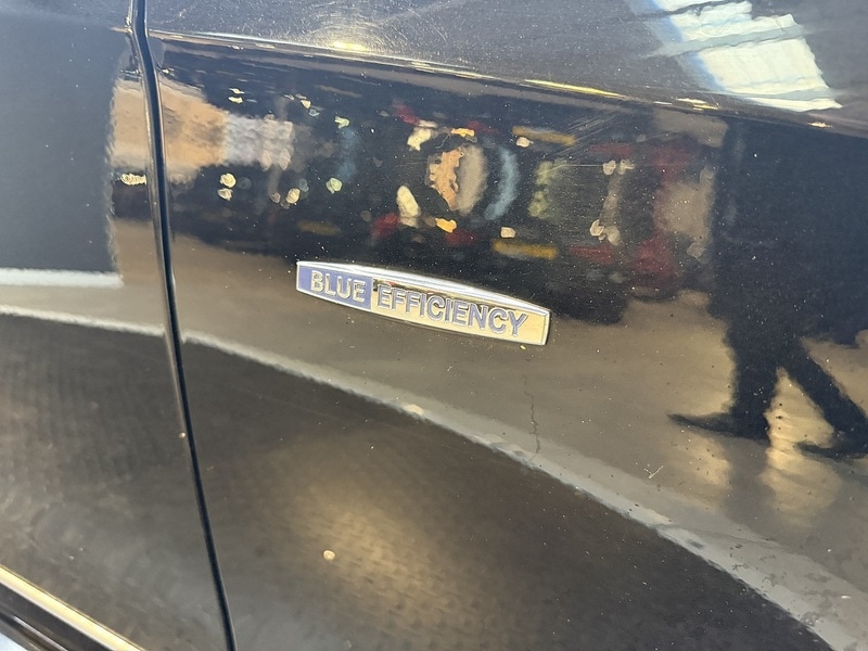 Used Mercedes-Benz E Class 2013 for sale - 76863566: Photo 46