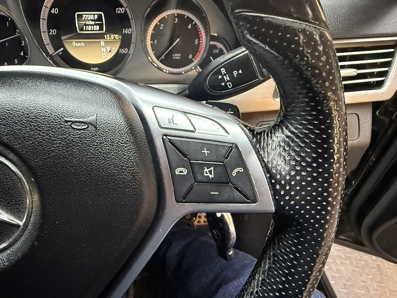 Used Mercedes-Benz E Class 2013 for sale - 76863566: Photo 69