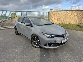 Used Toyota Auris 2018 for sale - 76396549: Photo