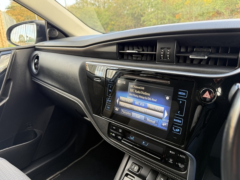 Used Toyota Auris 2018 for sale - 76396549: Photo 41