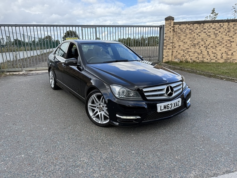 Used Mercedes-Benz C Class 2013 for sale - 76280515: Photo 2