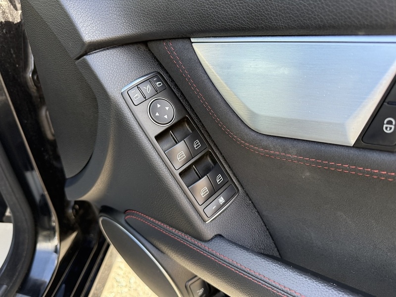 Used Mercedes-Benz C Class 2013 for sale - 76280515: Photo 31