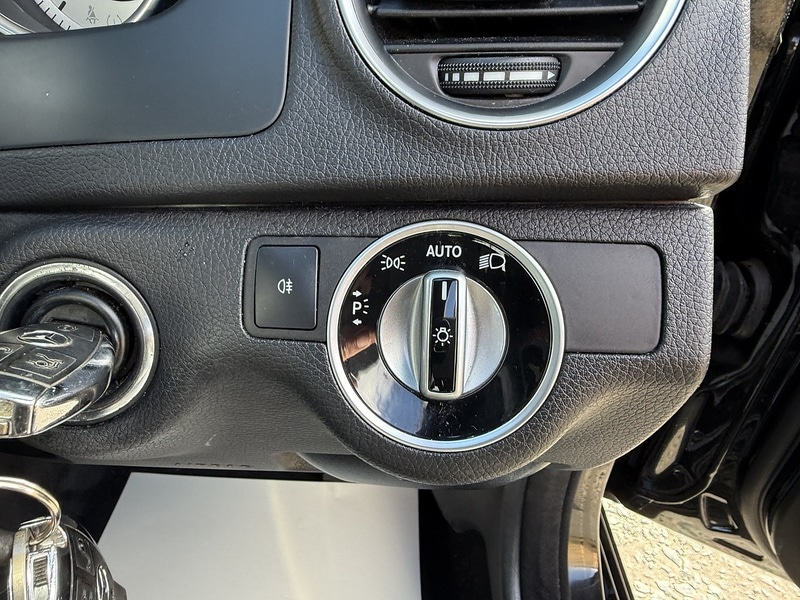 Used Mercedes-Benz C Class 2013 for sale - 76280515: Photo 32