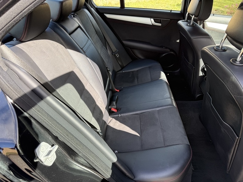 Used Mercedes-Benz C Class 2013 for sale - 76280515: Photo 34