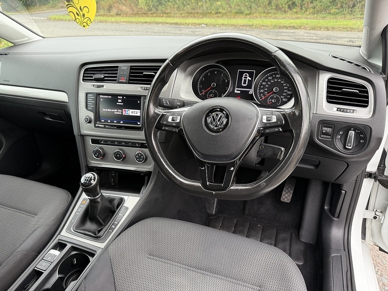 Used Volkswagen Golf 2017 for sale - 76280522: Photo 22