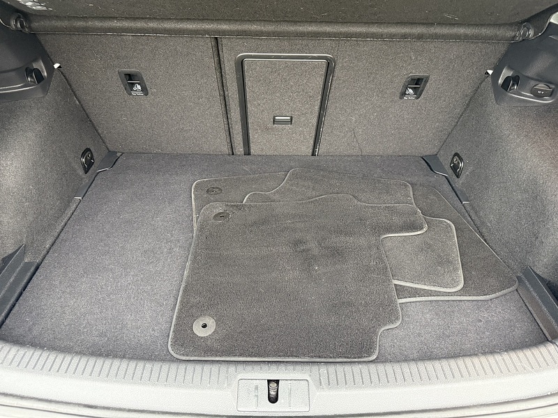 Used Volkswagen Golf 2017 for sale - 76280522: Photo 31