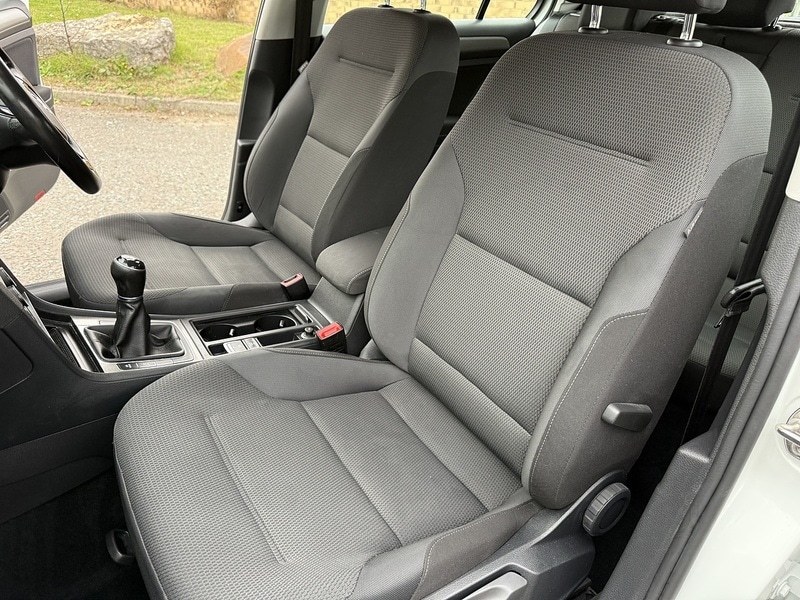 Used Volkswagen Golf 2017 for sale - 76280522: Photo 37