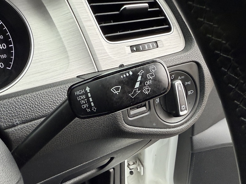 Used Volkswagen Golf 2017 for sale - 76280522: Photo 50