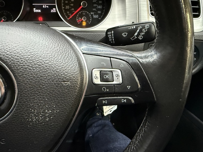 Used Volkswagen Golf 2017 for sale - 76280522: Photo 60