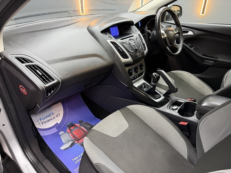 Used Ford Focus 2011 for sale - 78201283: Photo 40