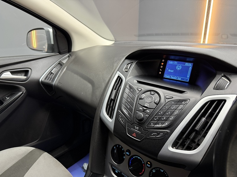 Used Ford Focus 2011 for sale - 78201283: Photo 50