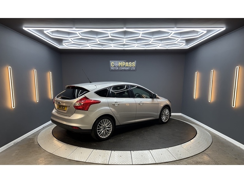 Used Ford Focus 2011 for sale - 78201283: Photo 9
