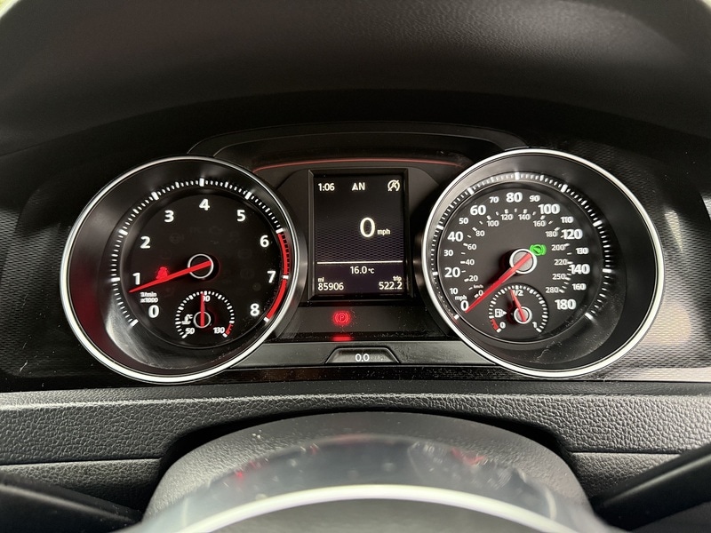 Used Volkswagen Golf 2015 for sale - 76477842: Photo 38