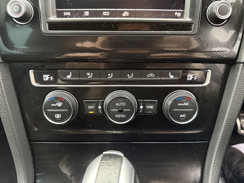 Used Volkswagen Golf 2015 for sale - 76477842: Photo 41