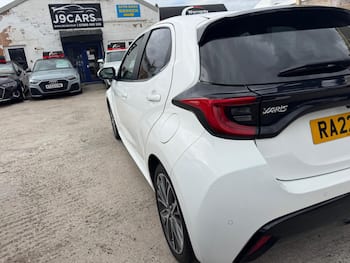 Used Toyota Yaris 2022 for sale - 79820338: Photo