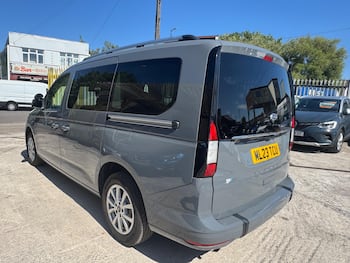 Used Ford Grand Tourneo Connect 2023 for sale - 79774668: Photo