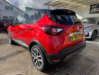 Used Renault Captur 2020 for sale - 79774352: Photo