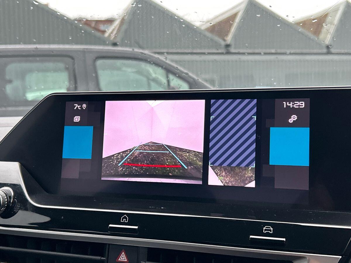 Used Citroen C4 2022 for sale - 76588054: Photo 9