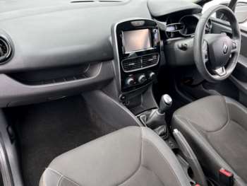 Used Renault Clio 2017 for sale - 74742184: Photo