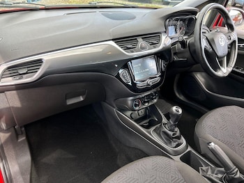 Used Vauxhall Corsa 2017 for sale - 76300010: Photo 2