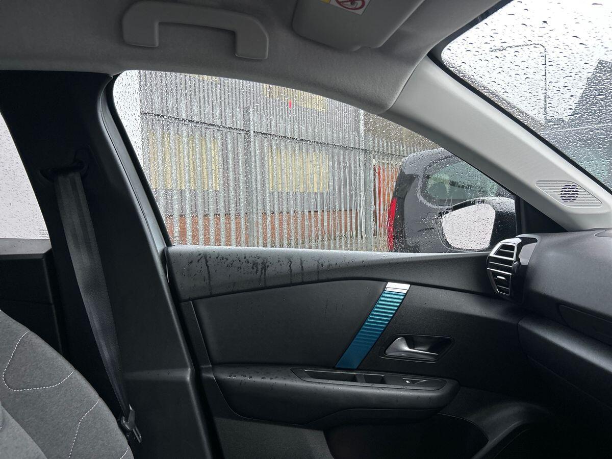 Used Citroen e-C4 2023 for sale - 76884192: Photo 28