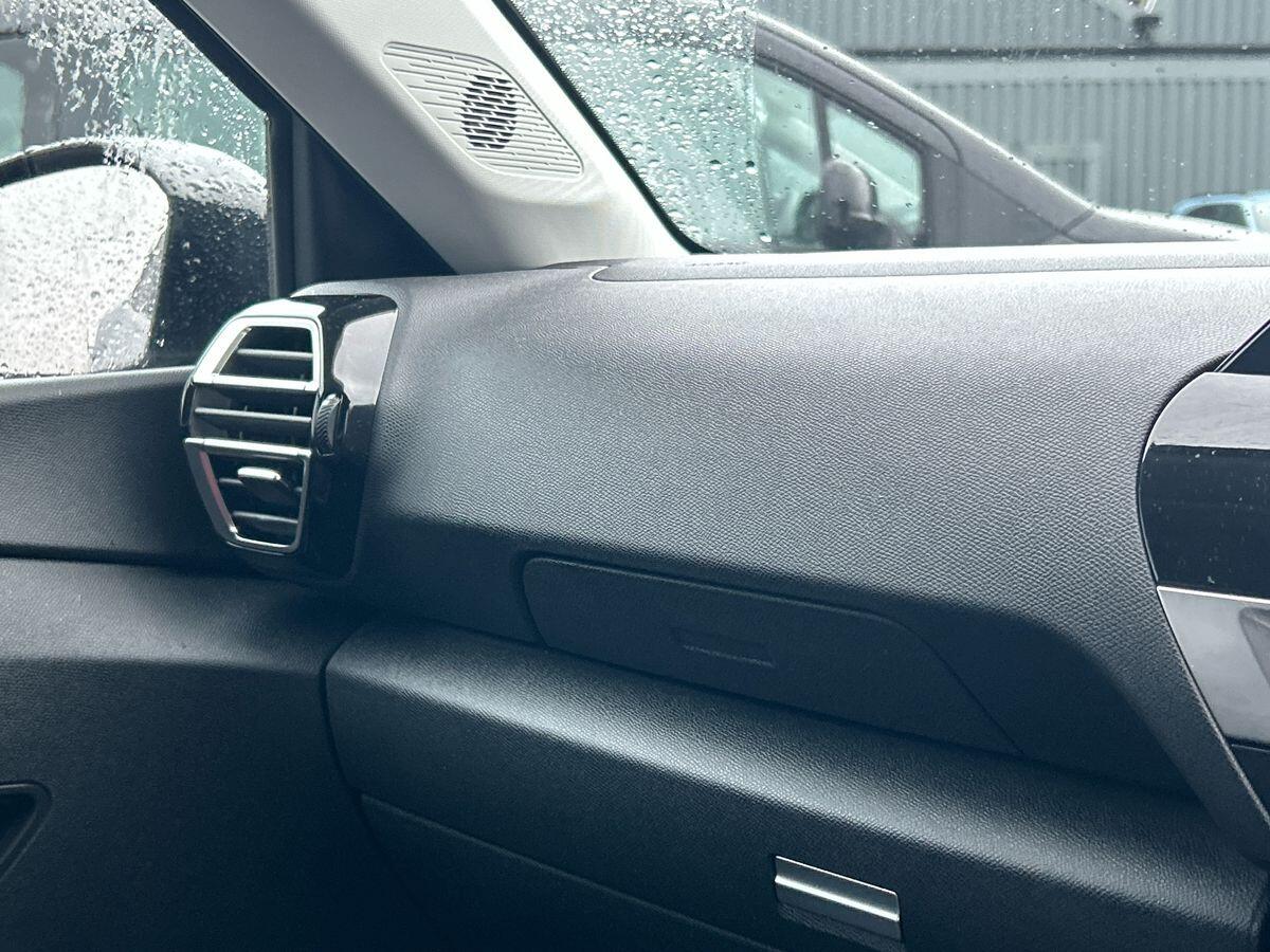 Used Citroen e-C4 2023 for sale - 76884192: Photo 29