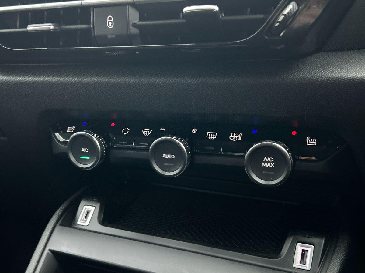 Used Citroen e-C4 2023 for sale - 76884192: Photo 32