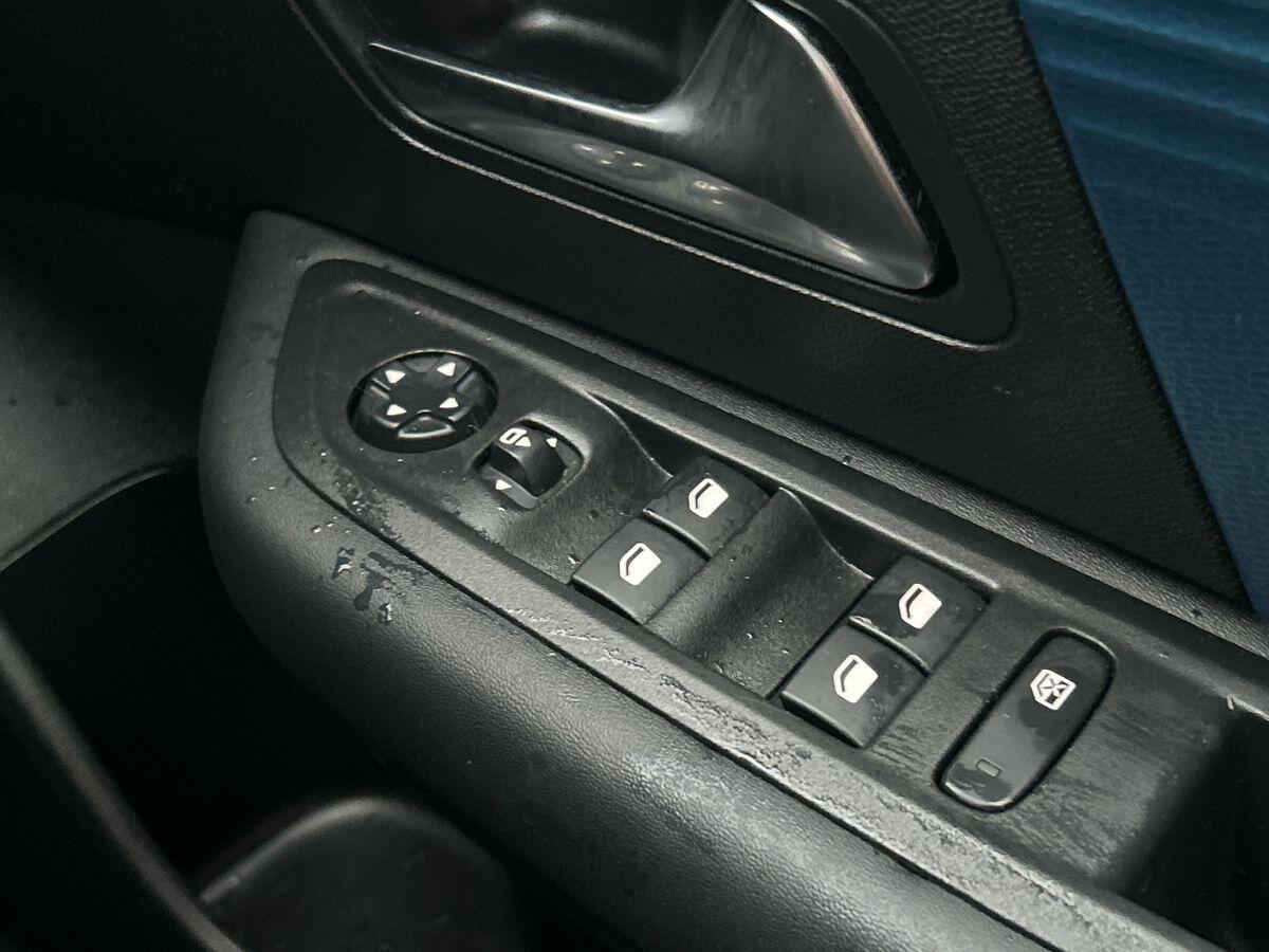 Used Citroen e-C4 2023 for sale - 76884192: Photo 35