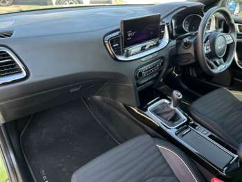 Used Kia XCeed 2023 for sale - 74742156: Photo