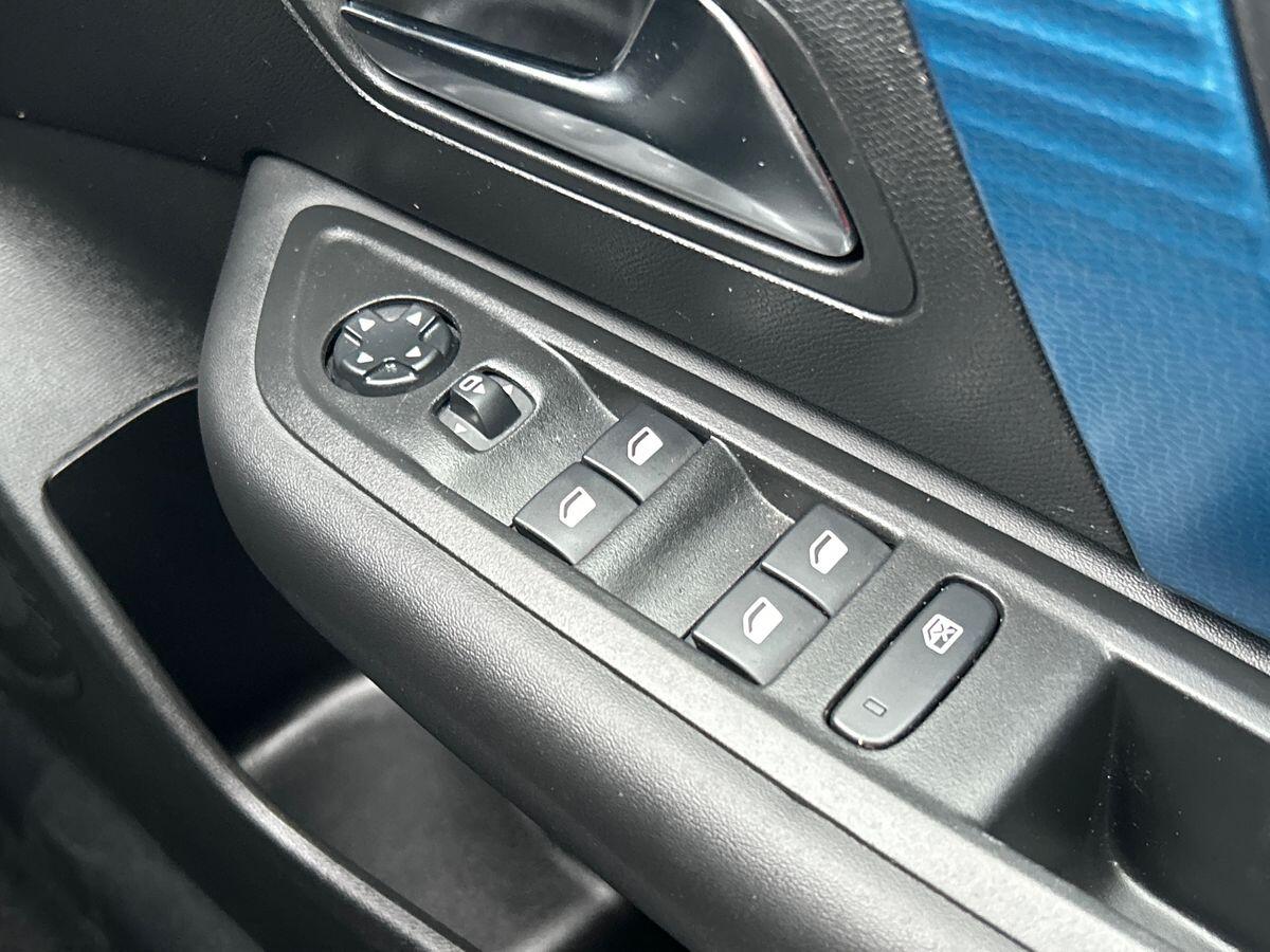 Used Citroen e-C4 2023 for sale - 77220113: Photo 30