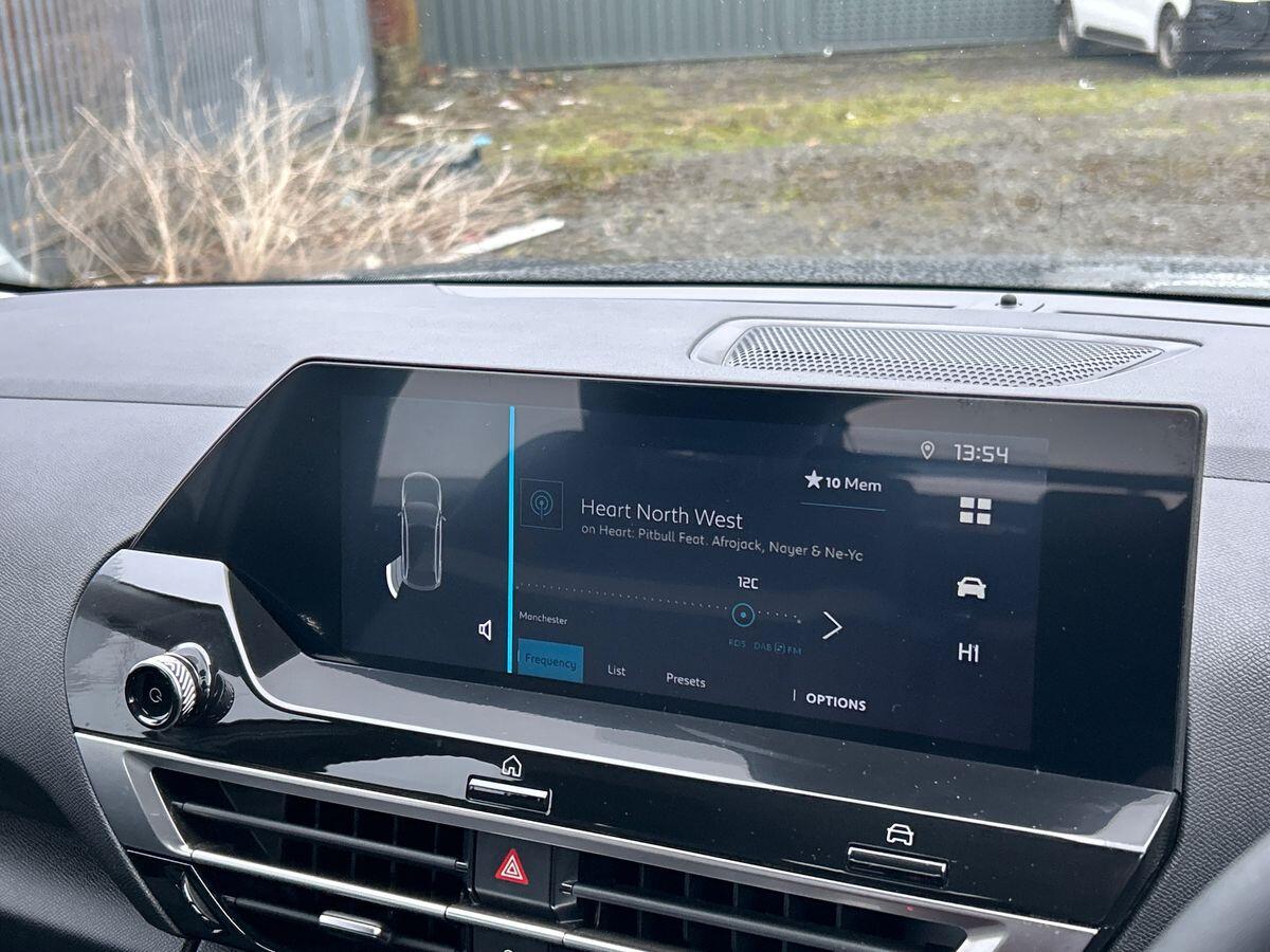 Used Citroen e-C4 2023 for sale - 77220113: Photo 9