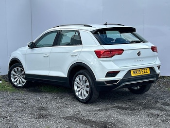 Used Volkswagen T-Roc 2019 for sale - 78807245: Photo