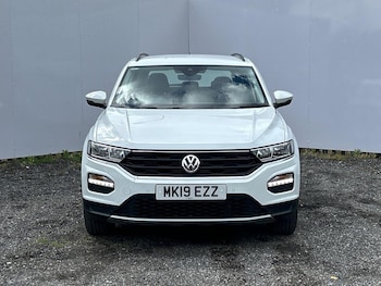 Used Volkswagen T-Roc 2019 for sale - 78807245: Photo