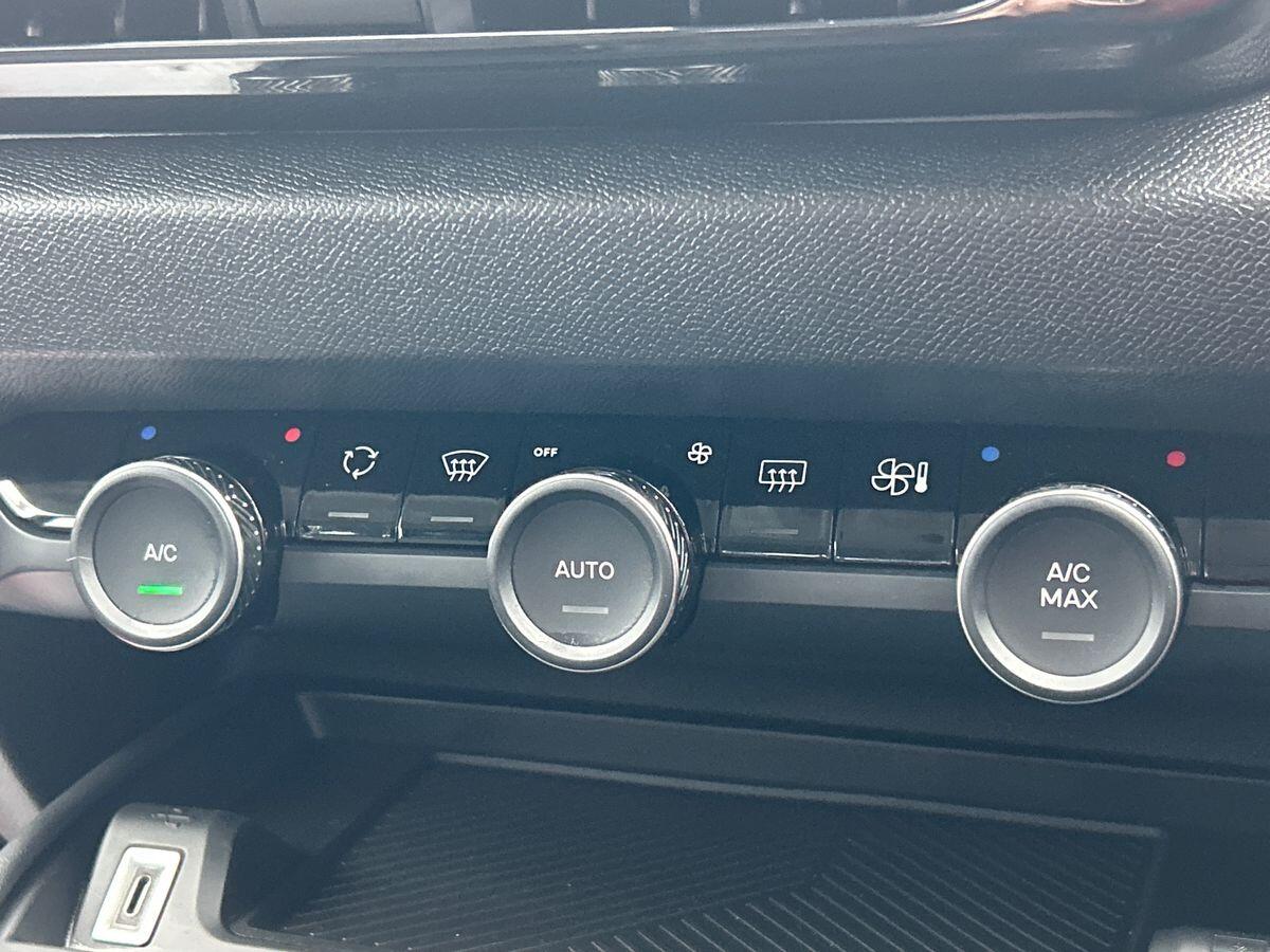 Used Citroen C4 2022 for sale - 76476202: Photo 31