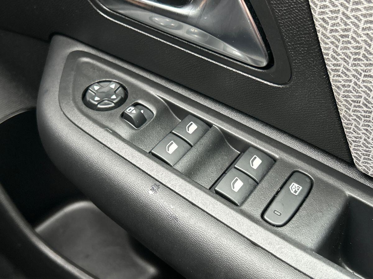 Used Citroen C4 2022 for sale - 76476202: Photo 37