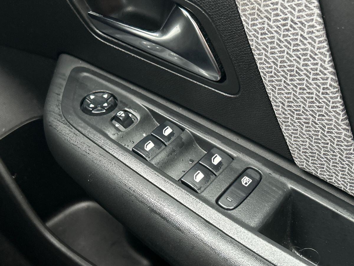 Used Citroen C4 2021 for sale - 76515821: Photo 37